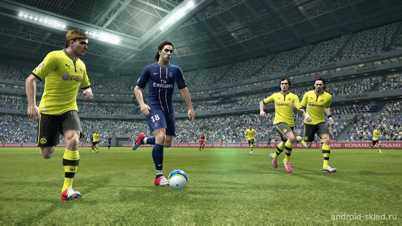 Скриншот PES 2013 №1