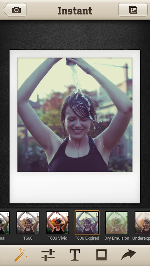 Скриншот Instant: Polaroid Instant Cam №3